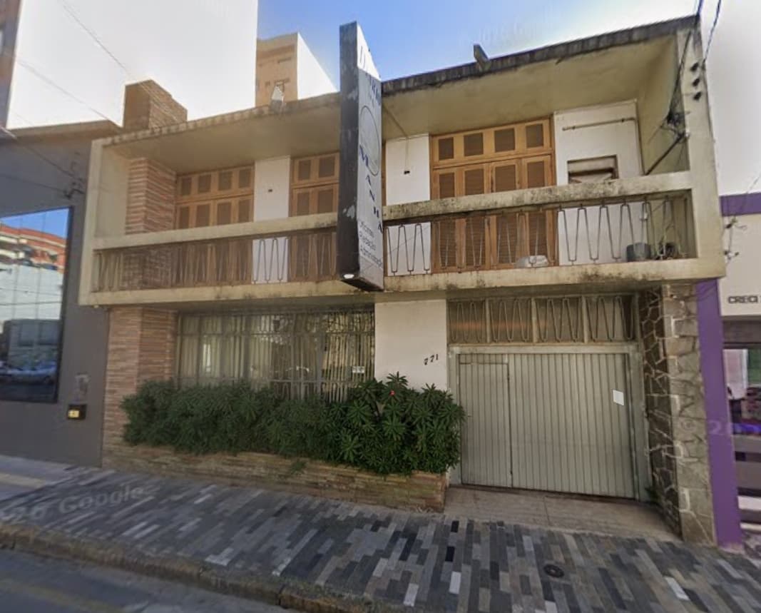 TERRENO COM PRÉDIO DE DOIS PAVIMENTOS EM PELOTAS